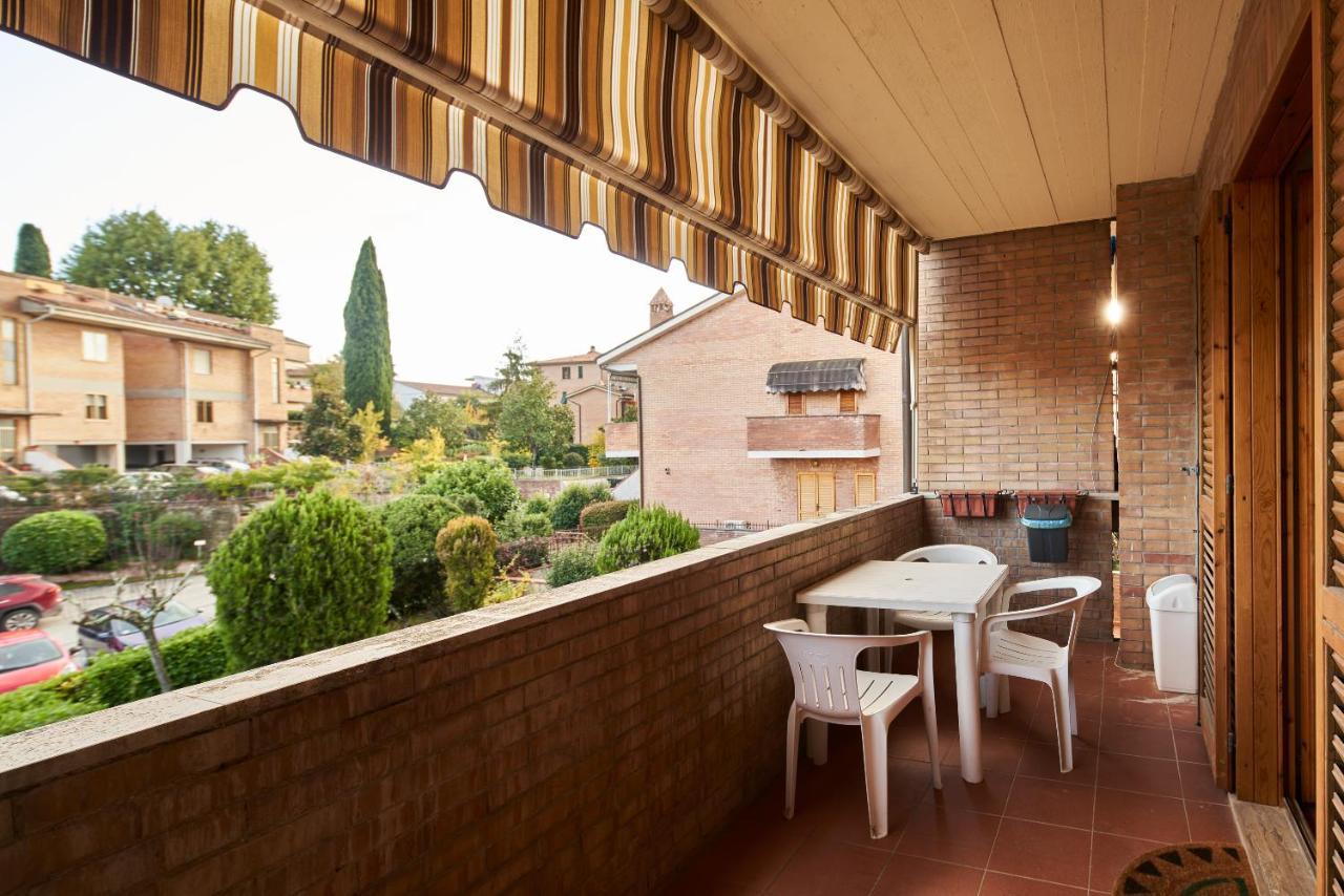 Appartamento Little Brick House On Siena Hills With Balconies Esterno foto