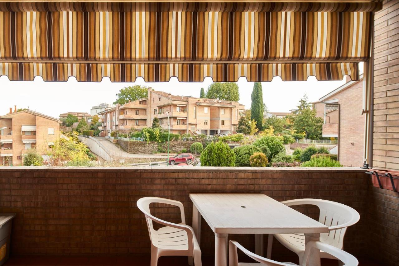 Appartamento Little Brick House On Siena Hills With Balconies Esterno foto