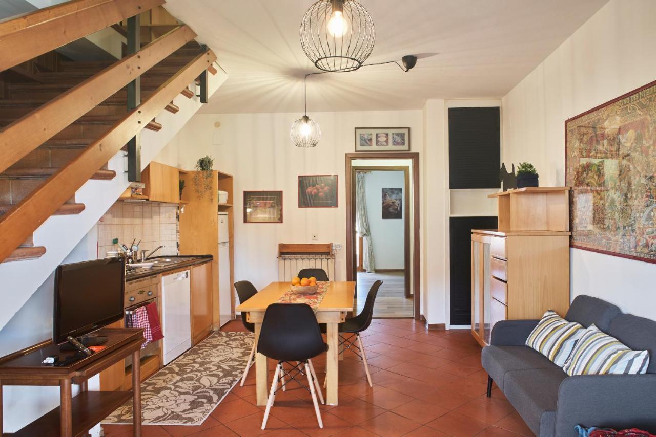 Appartamento Little Brick House On Siena Hills With Balconies Esterno foto